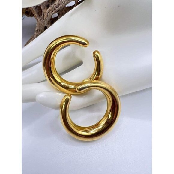 Premier Designs Vintage Swirl Hoop Earrings - Picture 3 of 4